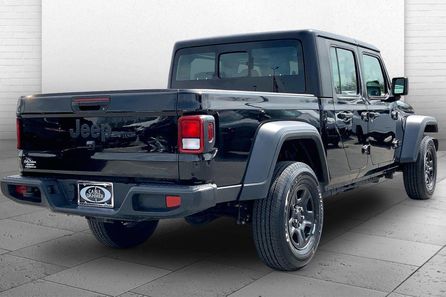 2024 Jeep Gladiator Sport