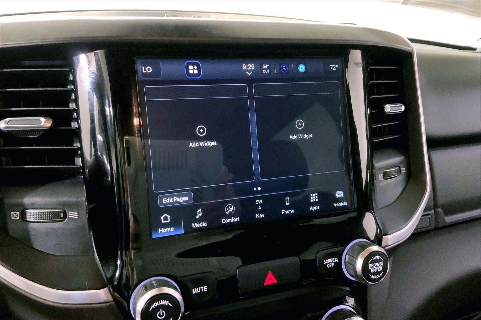 2022 RAM 1500 Big Horn Crew Cab 4x4 5'7' Box