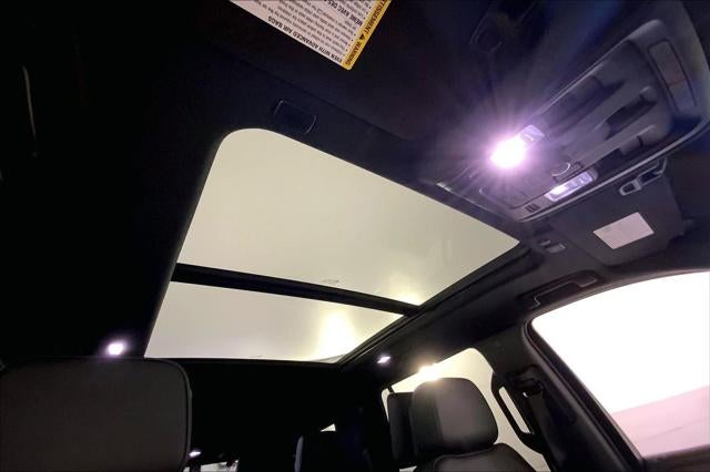 2021 GMC Yukon 4WD Denali