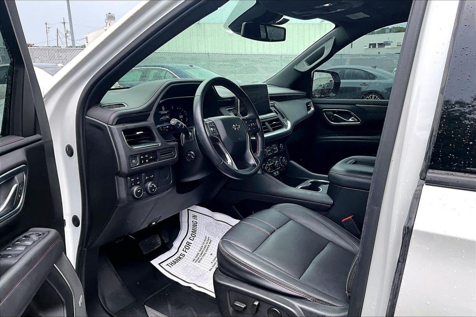 2023 Chevrolet Suburban 4WD RST