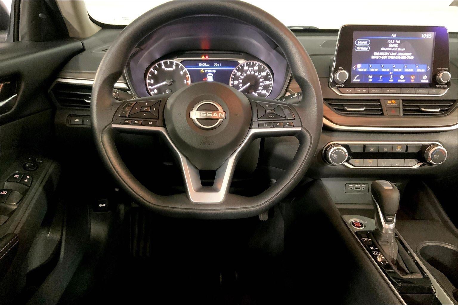 2025 Nissan Altima SV