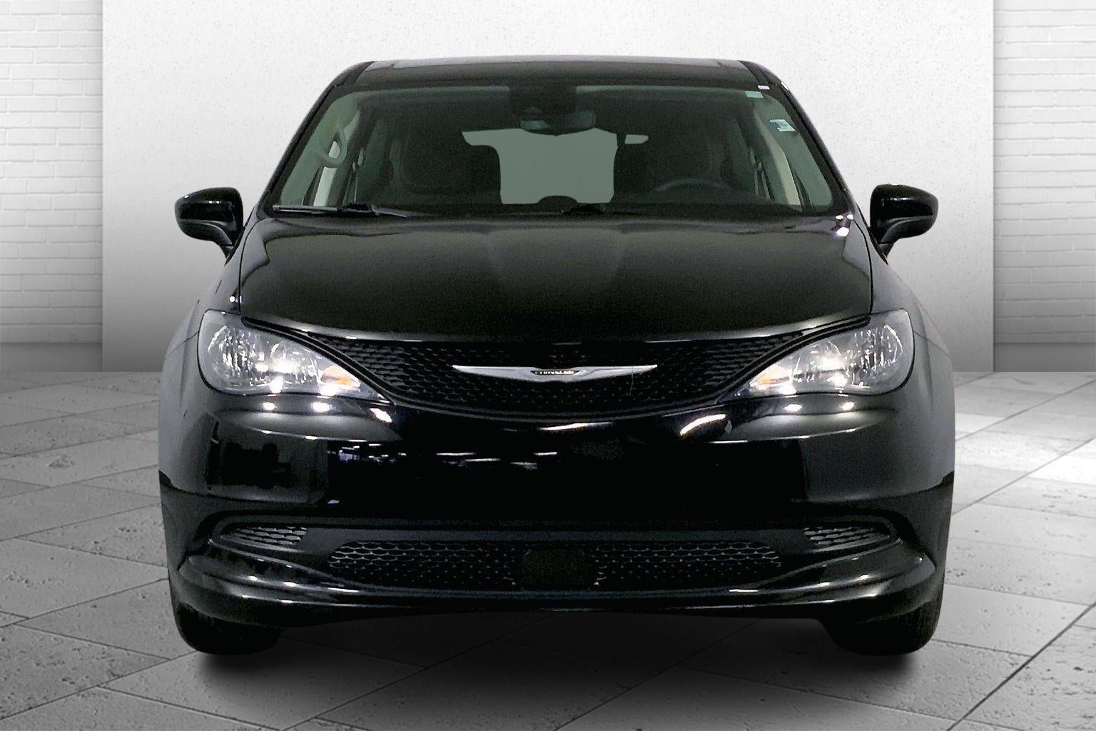 2024 Chrysler Voyager LX