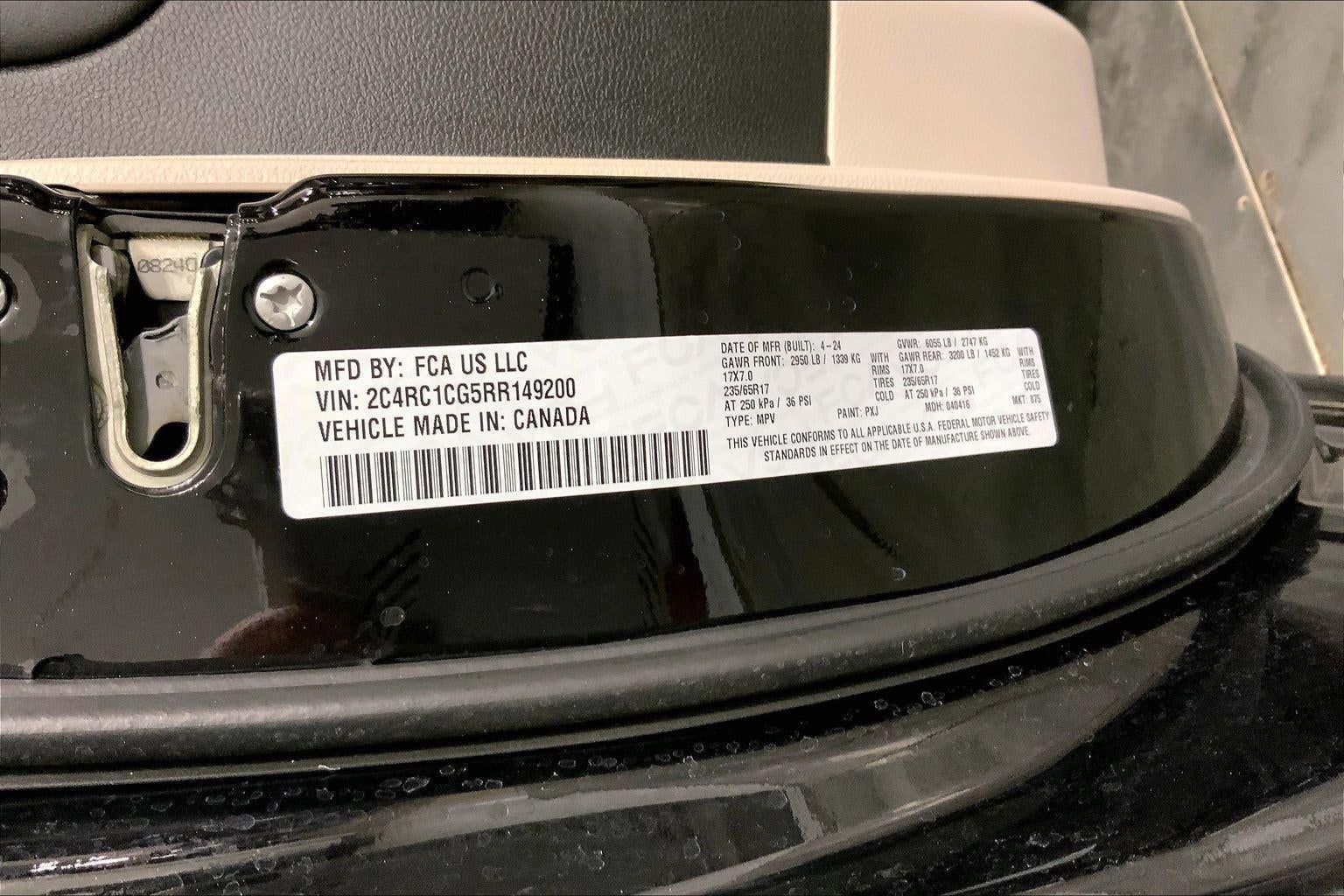 2024 Chrysler Voyager LX