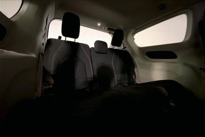 2024 Chrysler Voyager LX