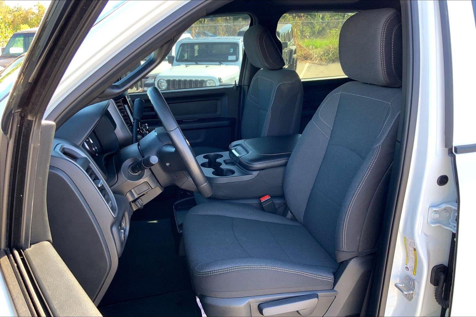 2024 RAM 3500 Tradesman Crew Cab 4x4 6'4' Box