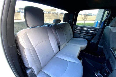 2024 RAM 3500 Big Horn Crew Cab 4x4 8' Box