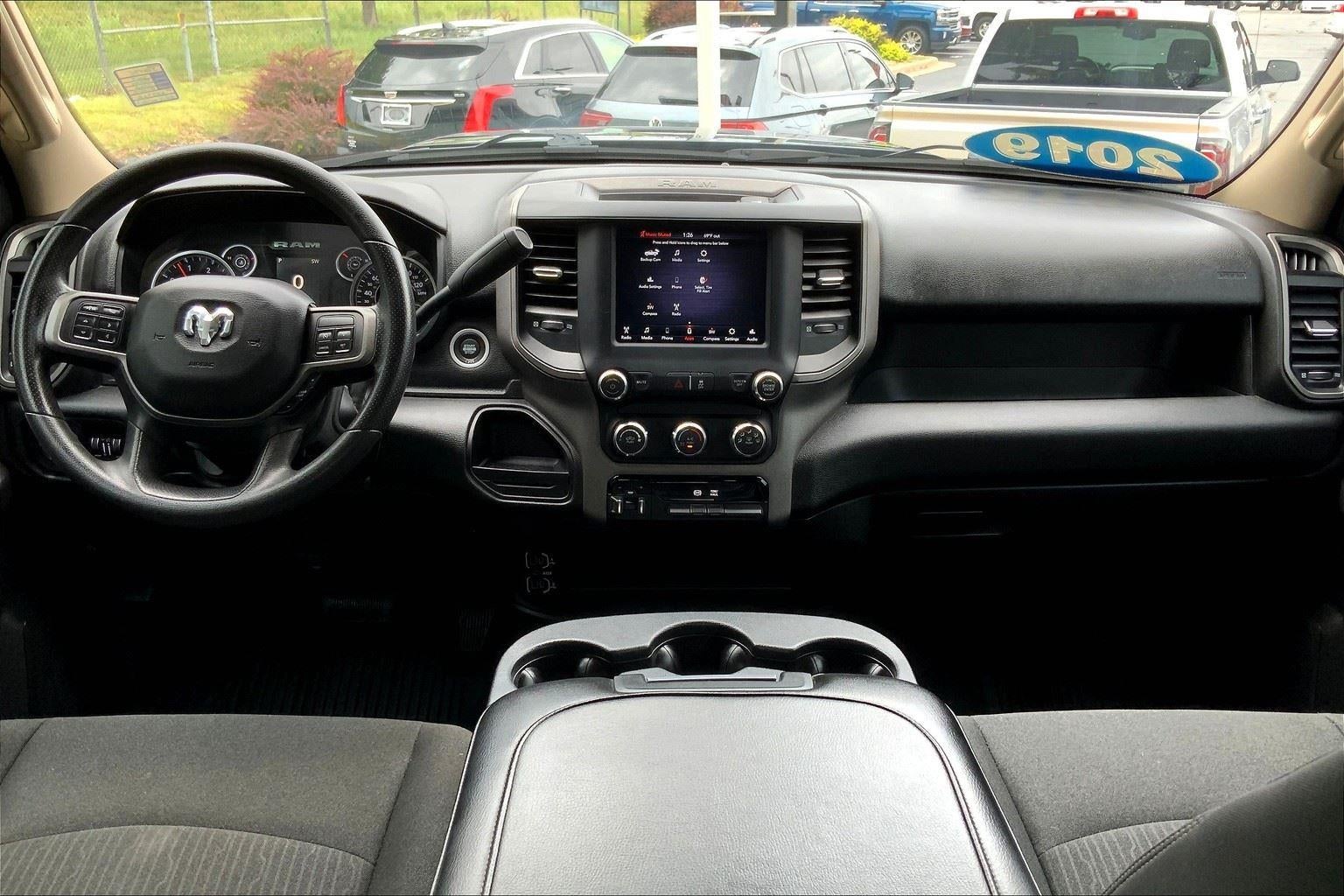 2019 RAM 2500 Tradesman Crew Cab 4x4 6'4' Box