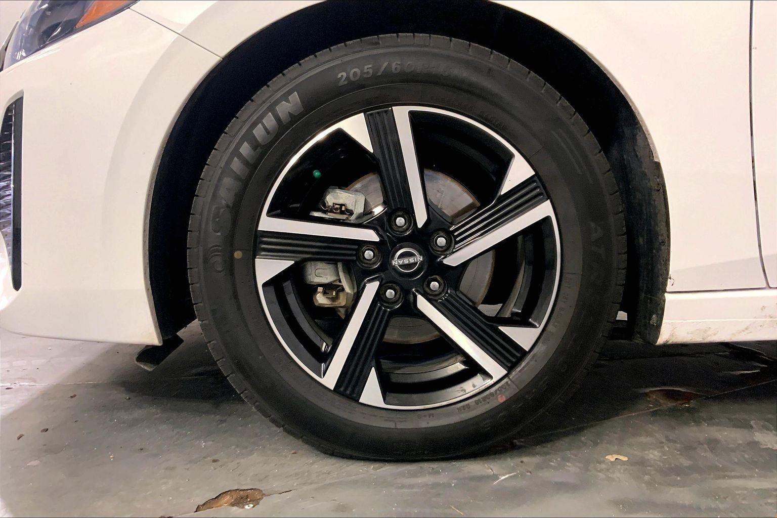 2024 Nissan Sentra SV Xtronic CVT