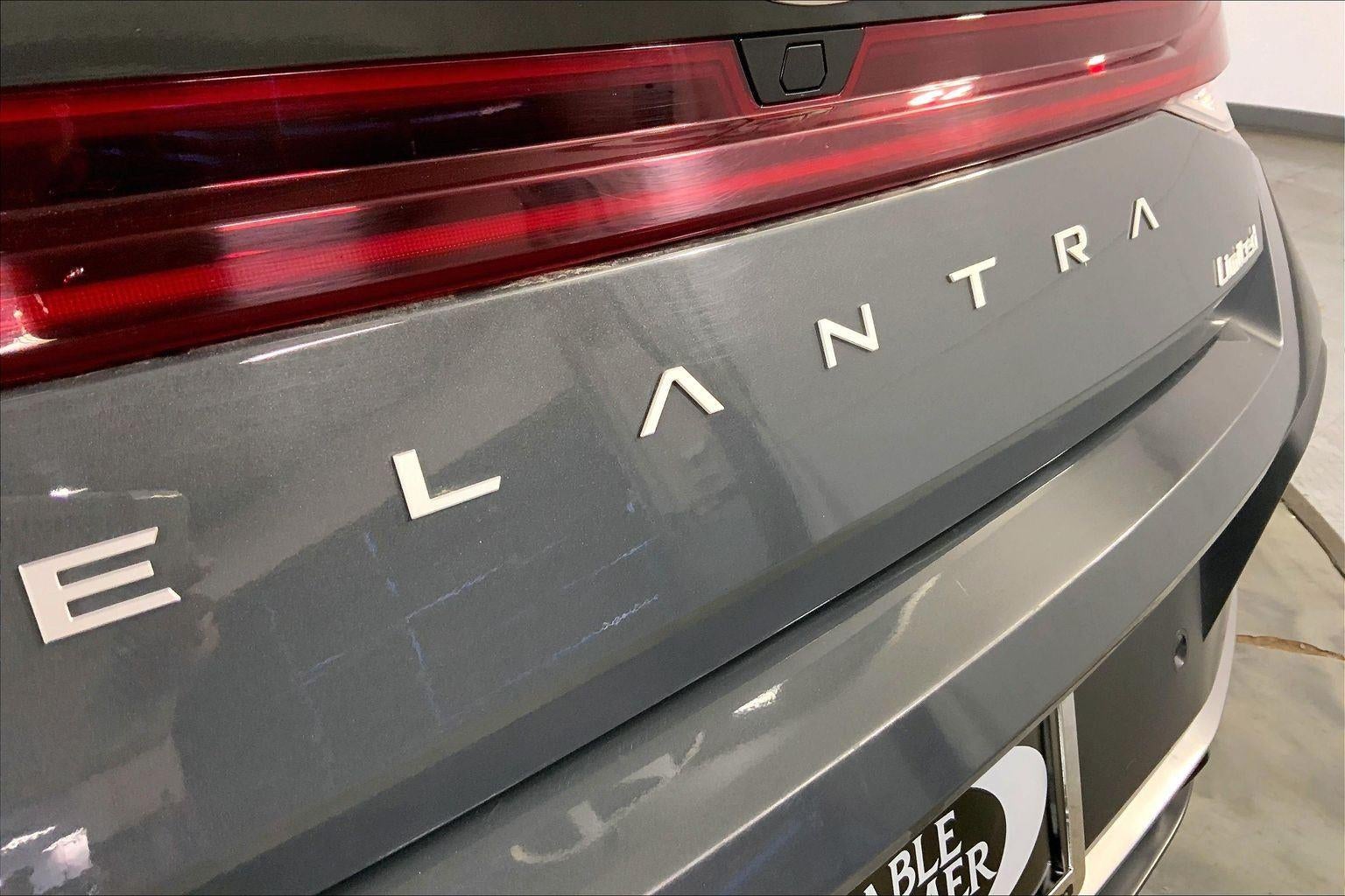 2024 Hyundai Elantra Limited