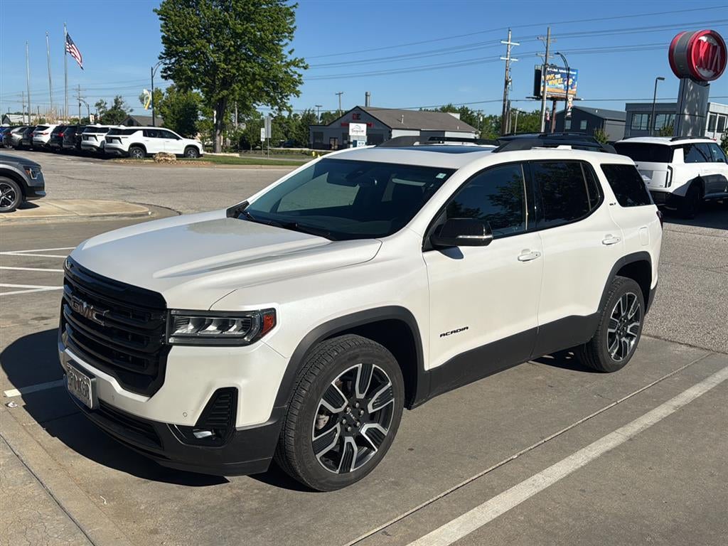 2021 GMC Acadia SLT