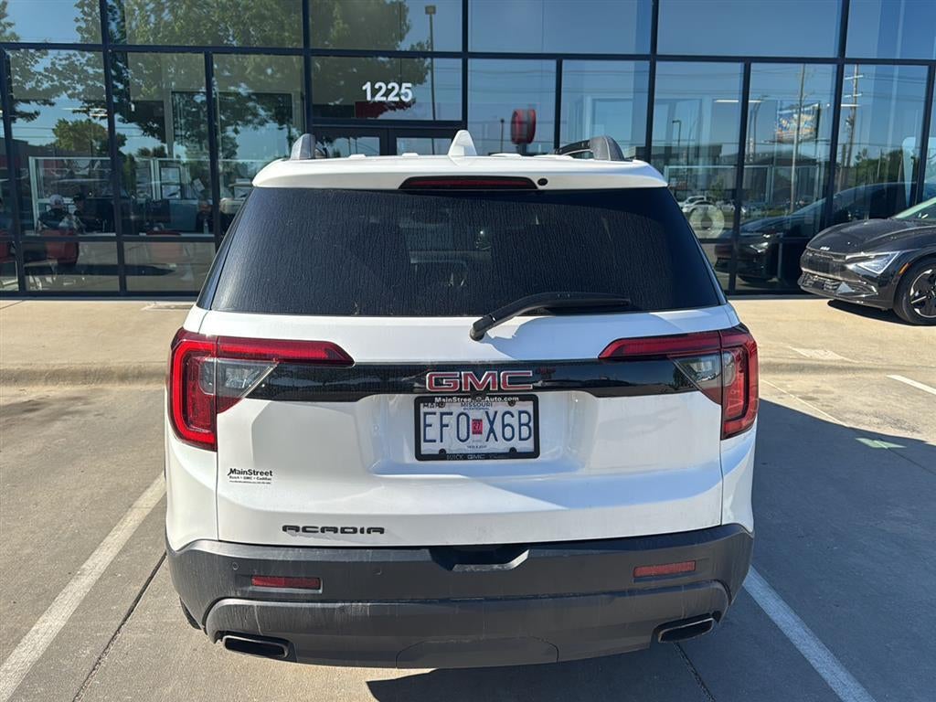 2021 GMC Acadia SLT