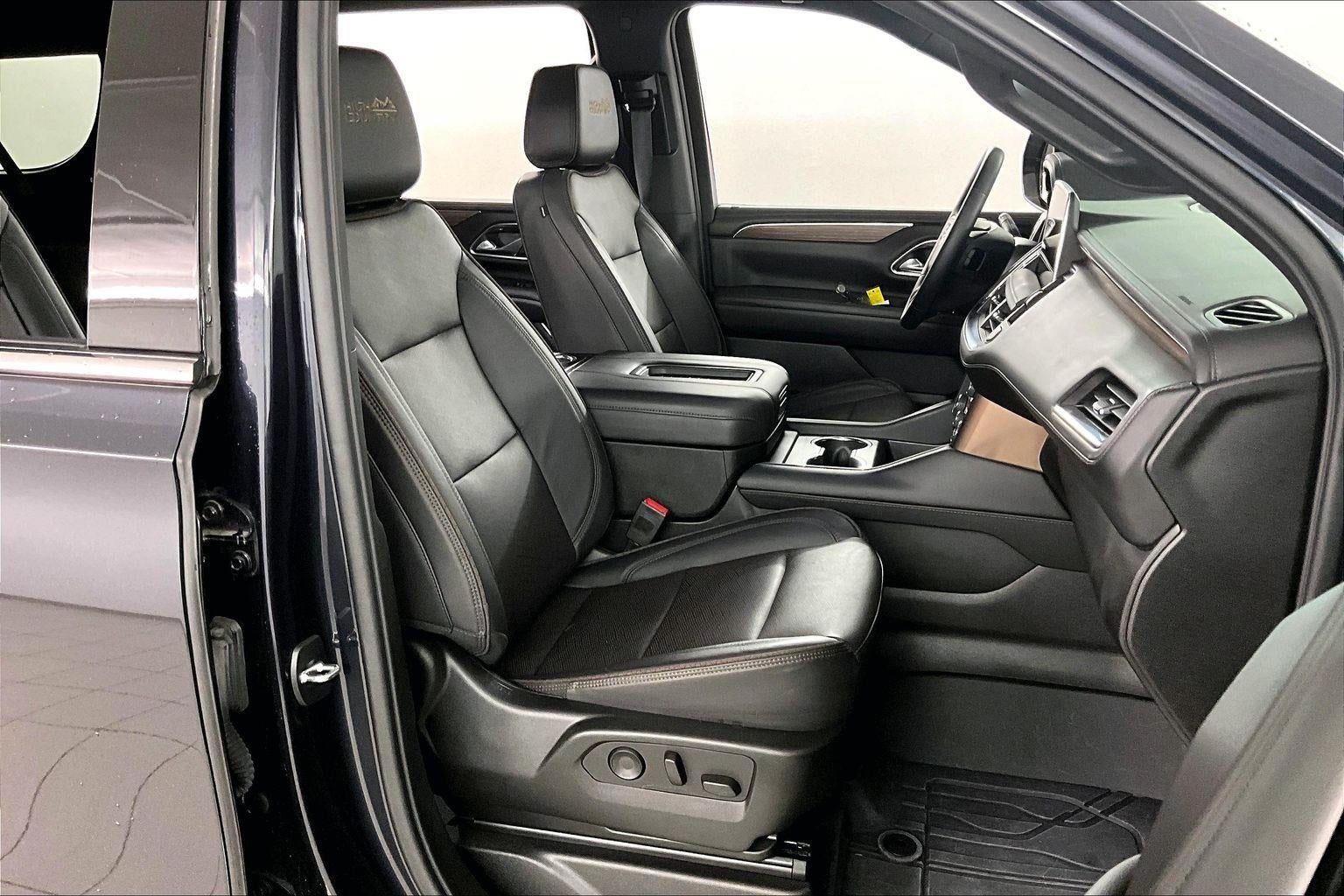 2023 Chevrolet Suburban High Country