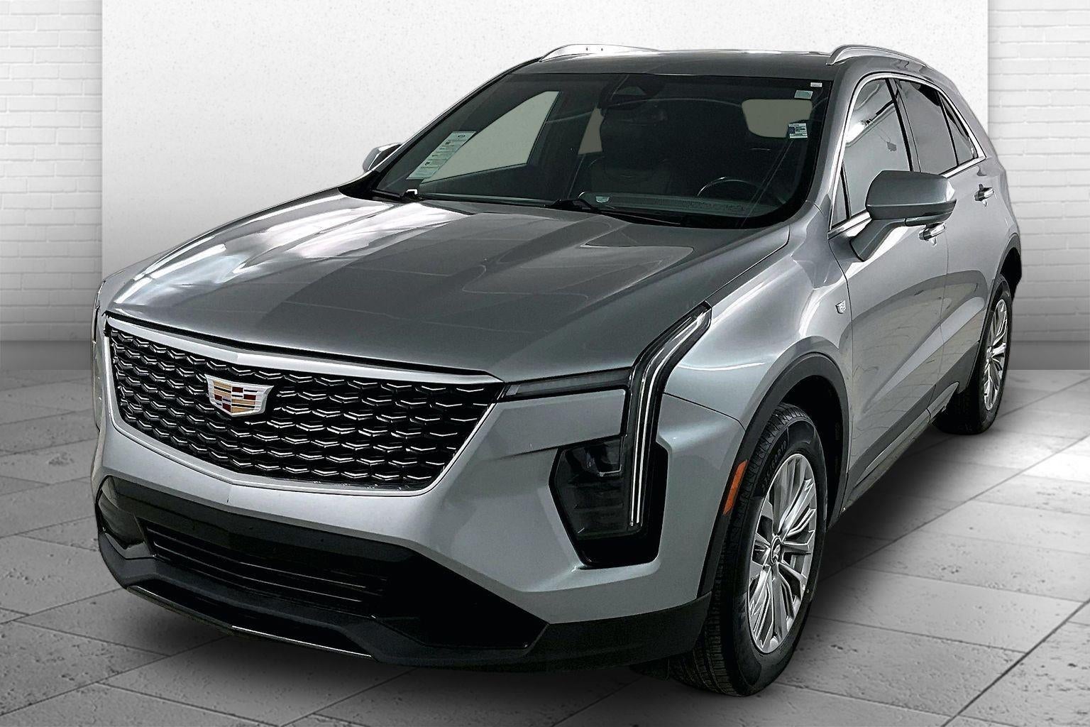 2024 Cadillac XT4 AWD Premium Luxury