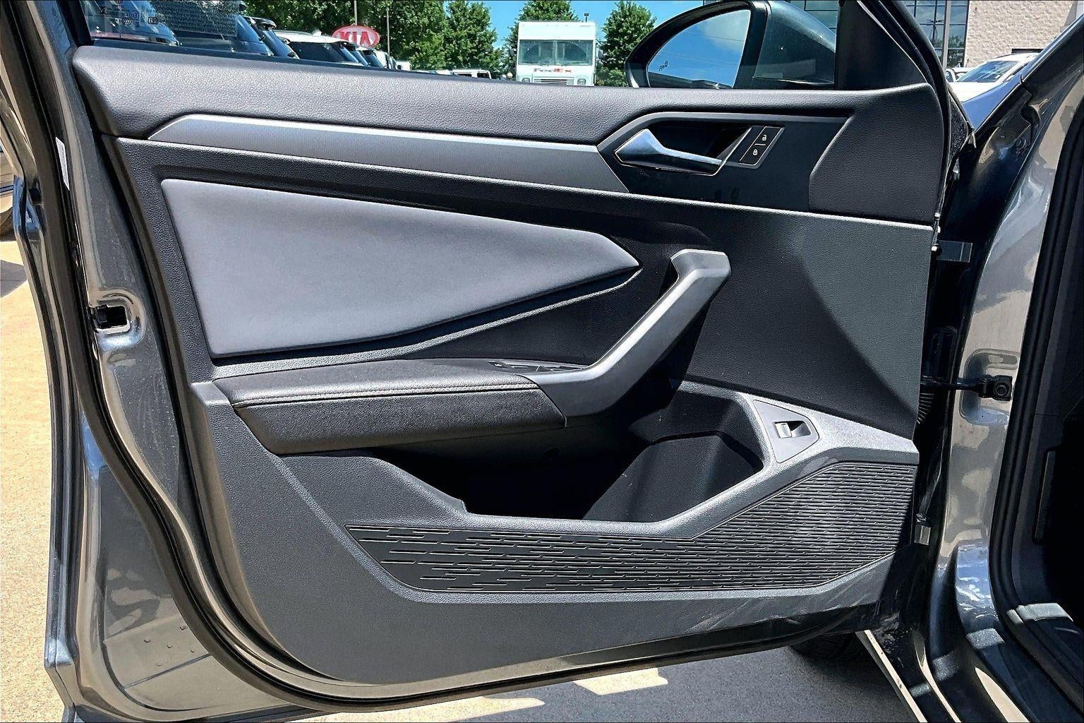 2025 Volkswagen Jetta SE