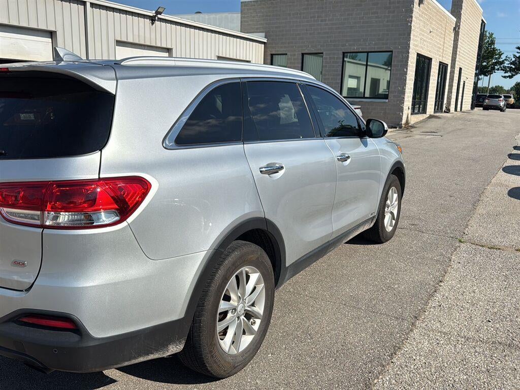 2017 Kia Sorento LX