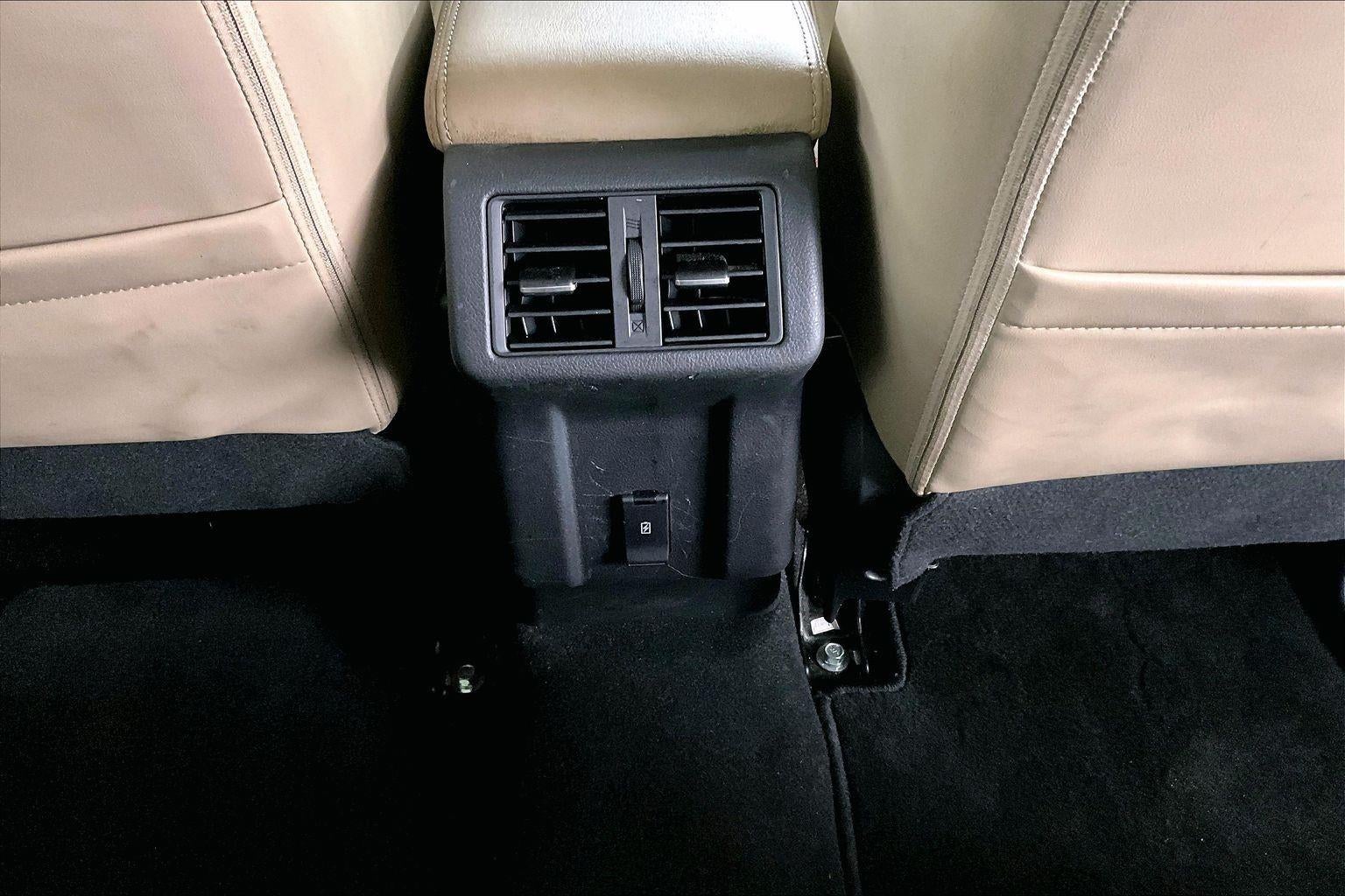 2020 Mitsubishi Outlander SE