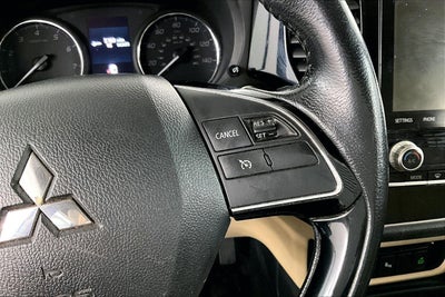 2020 Mitsubishi Outlander SE