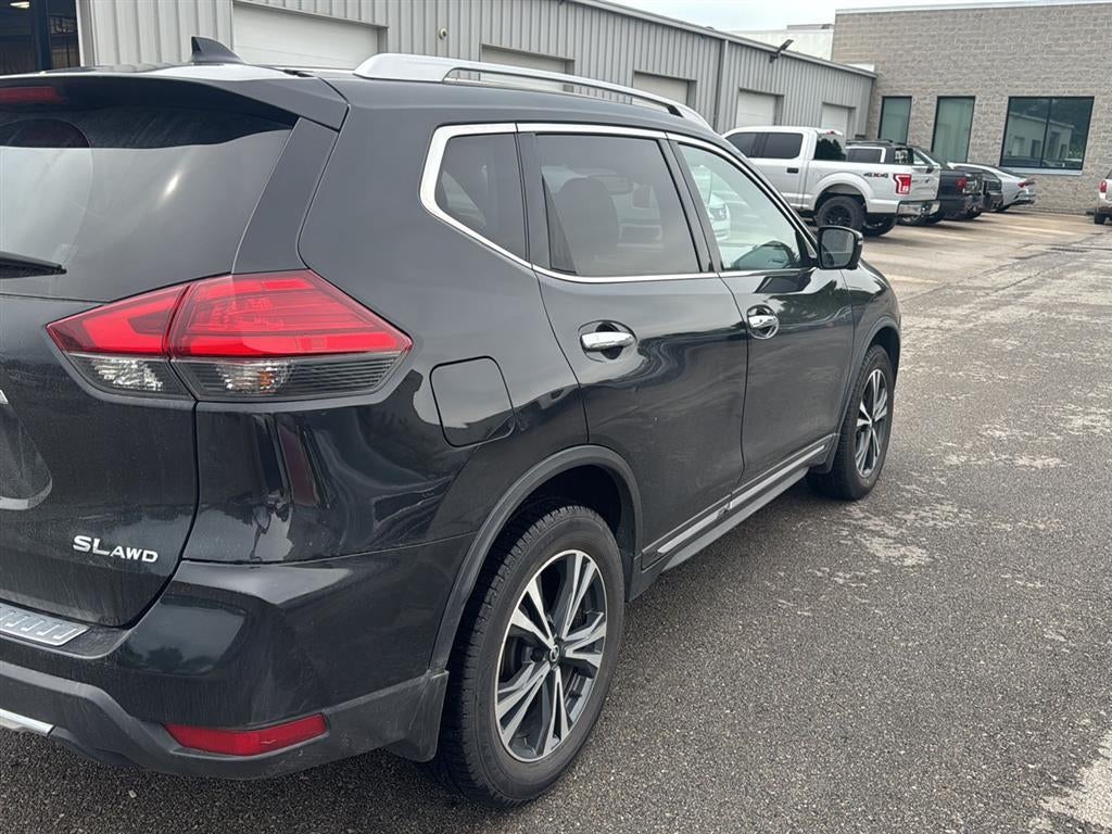 2017 Nissan Rogue SL