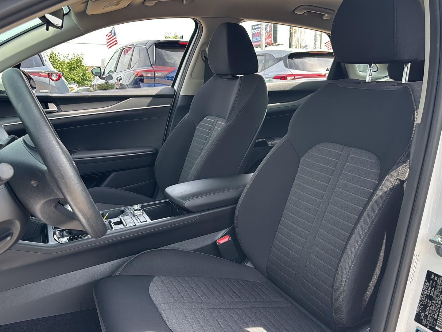 2025 Kia K5 LXS