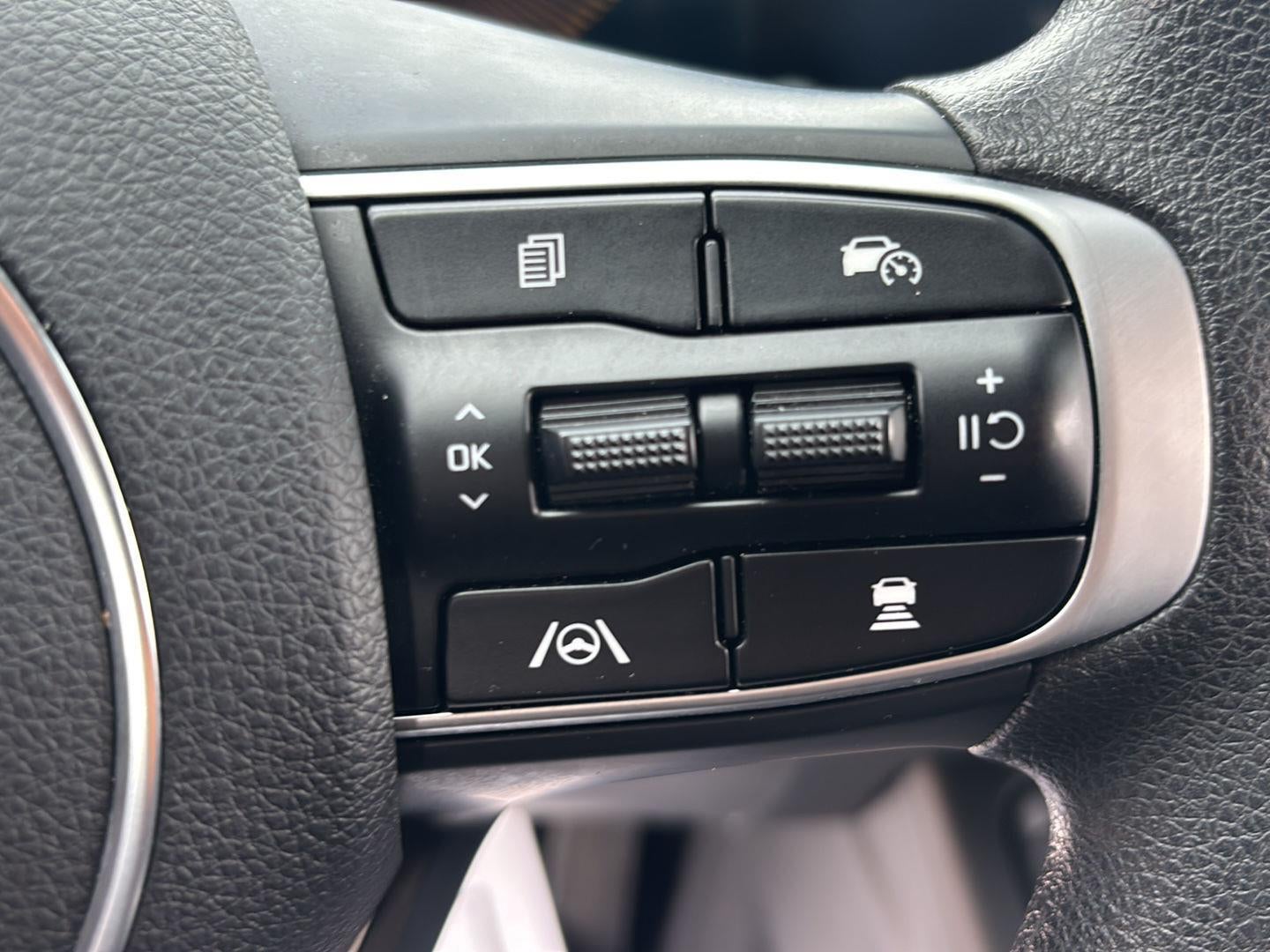 2025 Kia K5 LXS