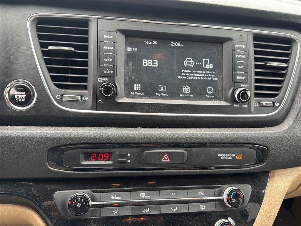 2017 Kia Sedona LX