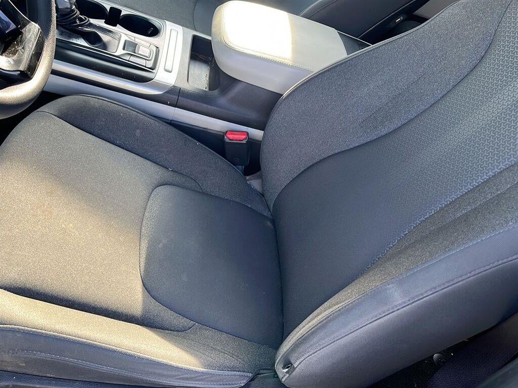 2022 Kia Carnival LX