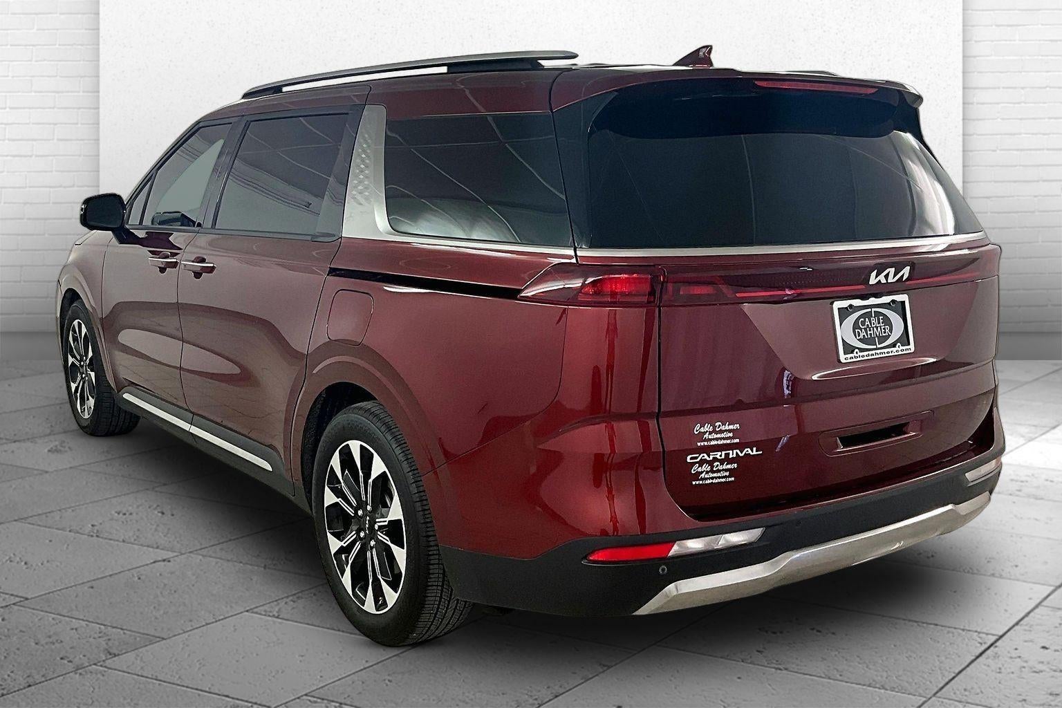 2023 Kia Carnival SX