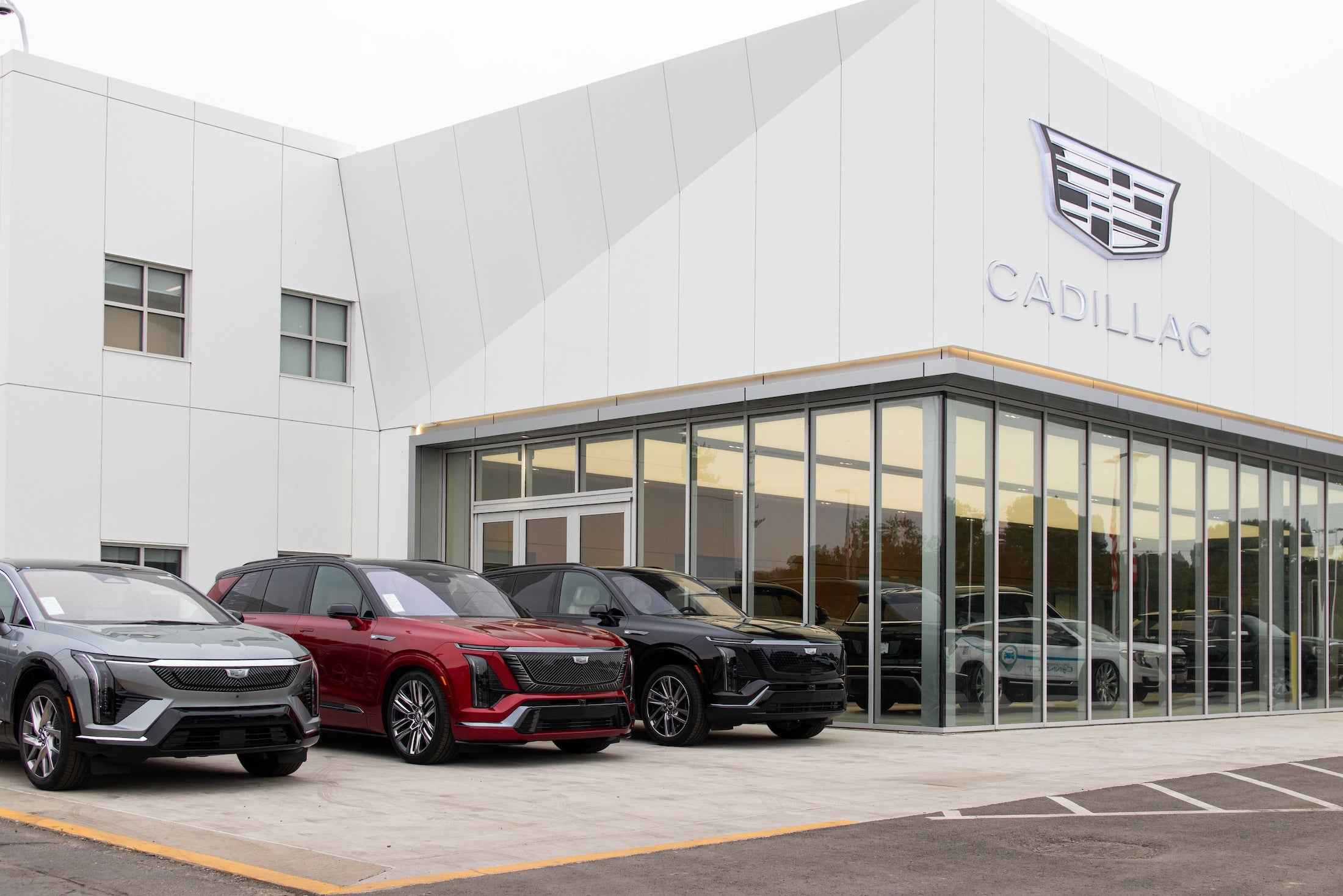 Cable Dahmer Cadillac of Kansas City dealership exterior